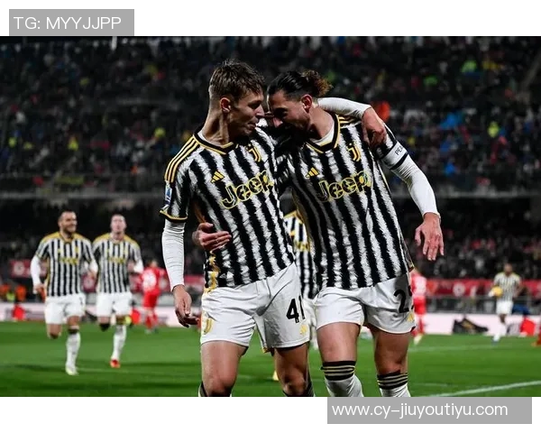 那不勒斯本赛季防线漏洞显著已丢16球远超上赛季总失球数 那不勒斯本赛季防线漏洞显著已丢16球远超上赛季总失球数