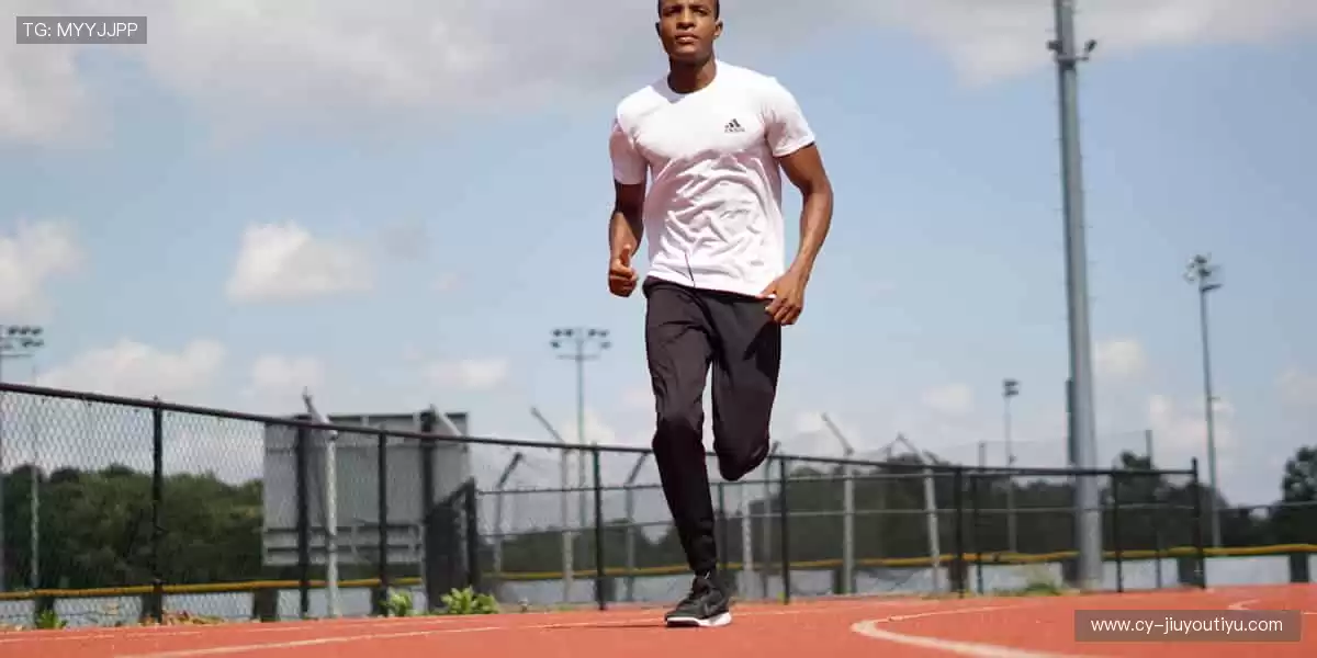 📺锁定直播，你的视角就是主场！